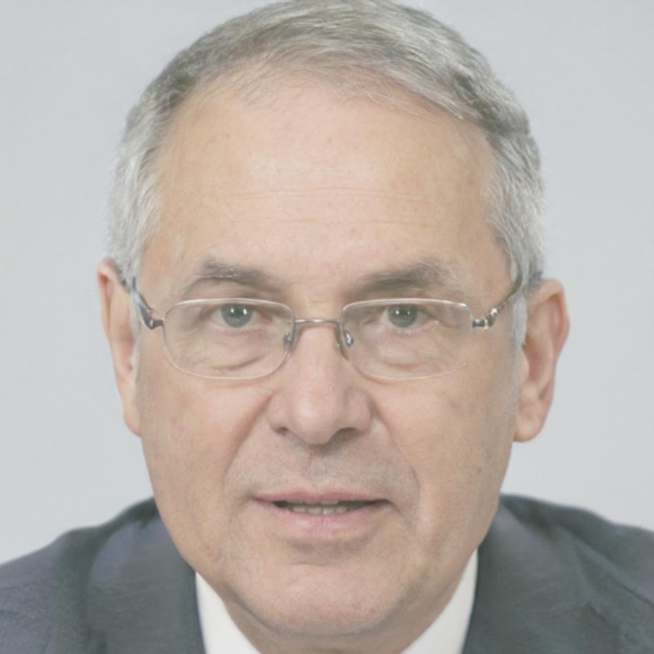 Celestino Ramírez, Especialista en Planificación Patrimonial